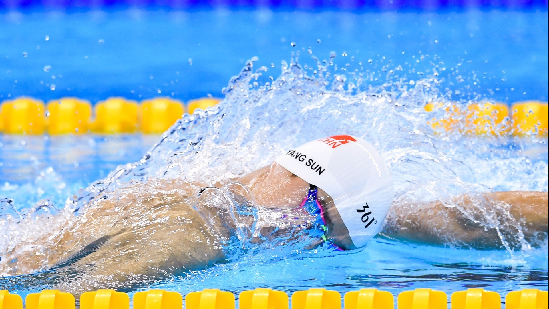 中国篮球赛事在多语言环境下的传播挑战与对策，中国篮球的问题及解决方案